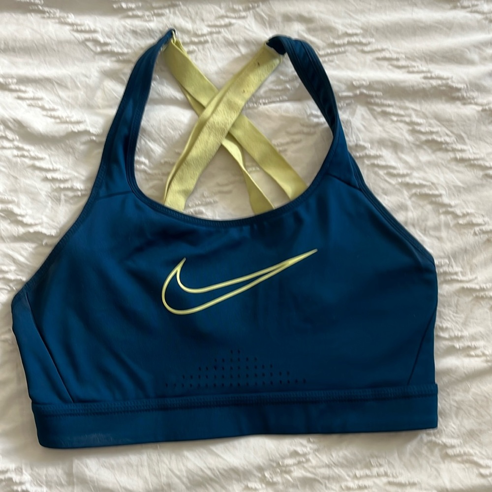 Nike womens sports bra